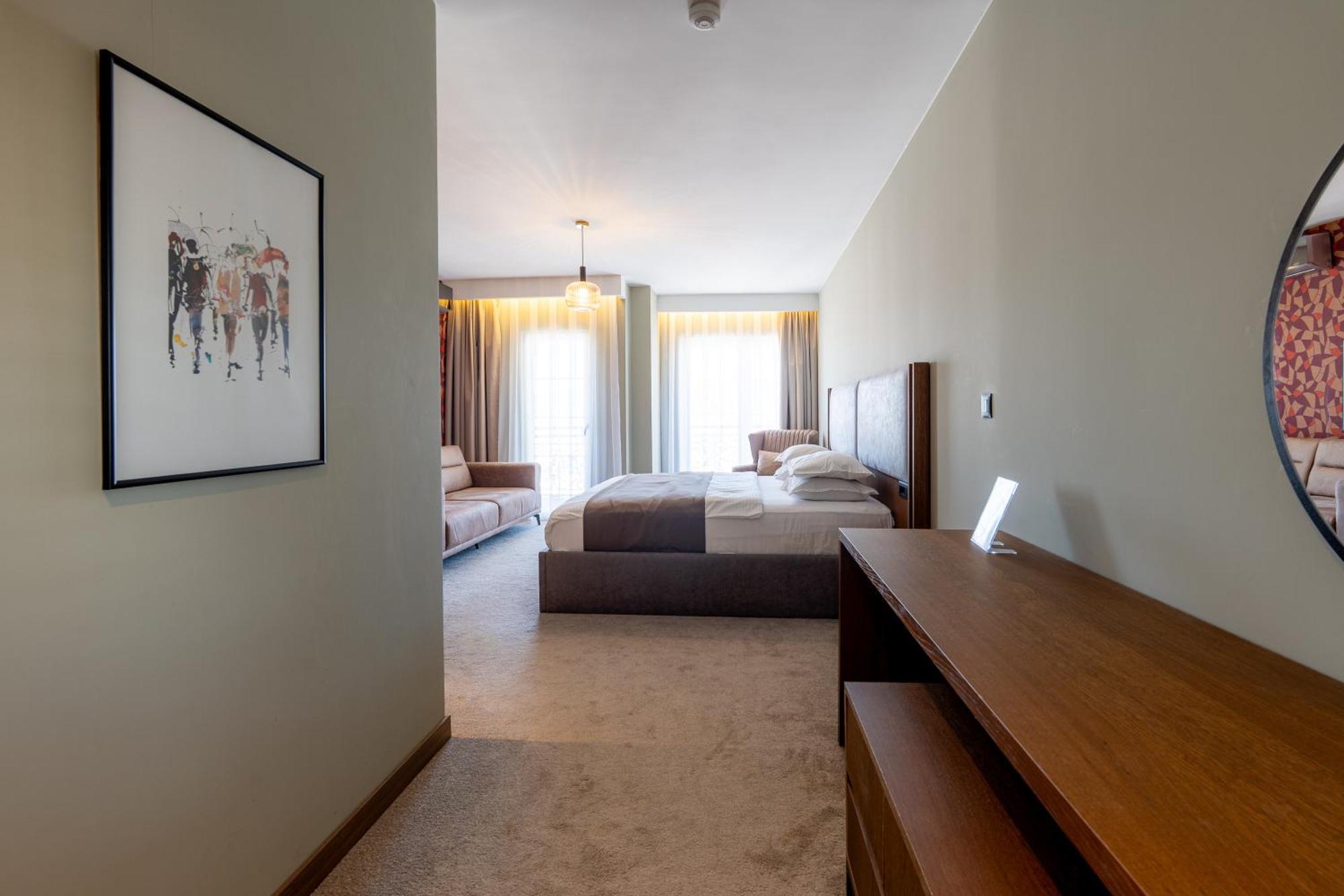 Downtown Apartments 普里什蒂纳 外观 照片