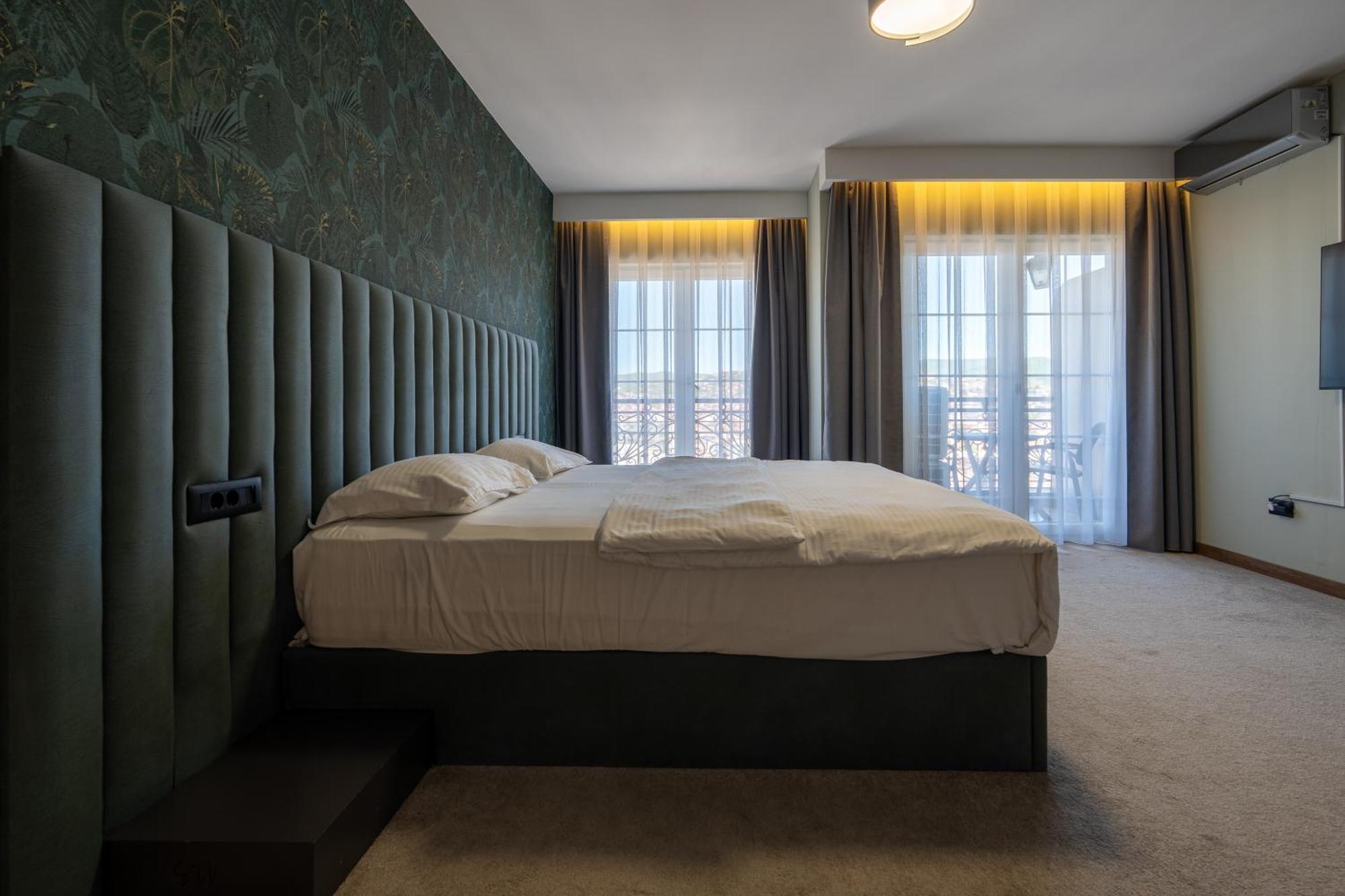 Downtown Apartments 普里什蒂纳 外观 照片